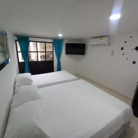 Guest house Dona Betty 2 *
